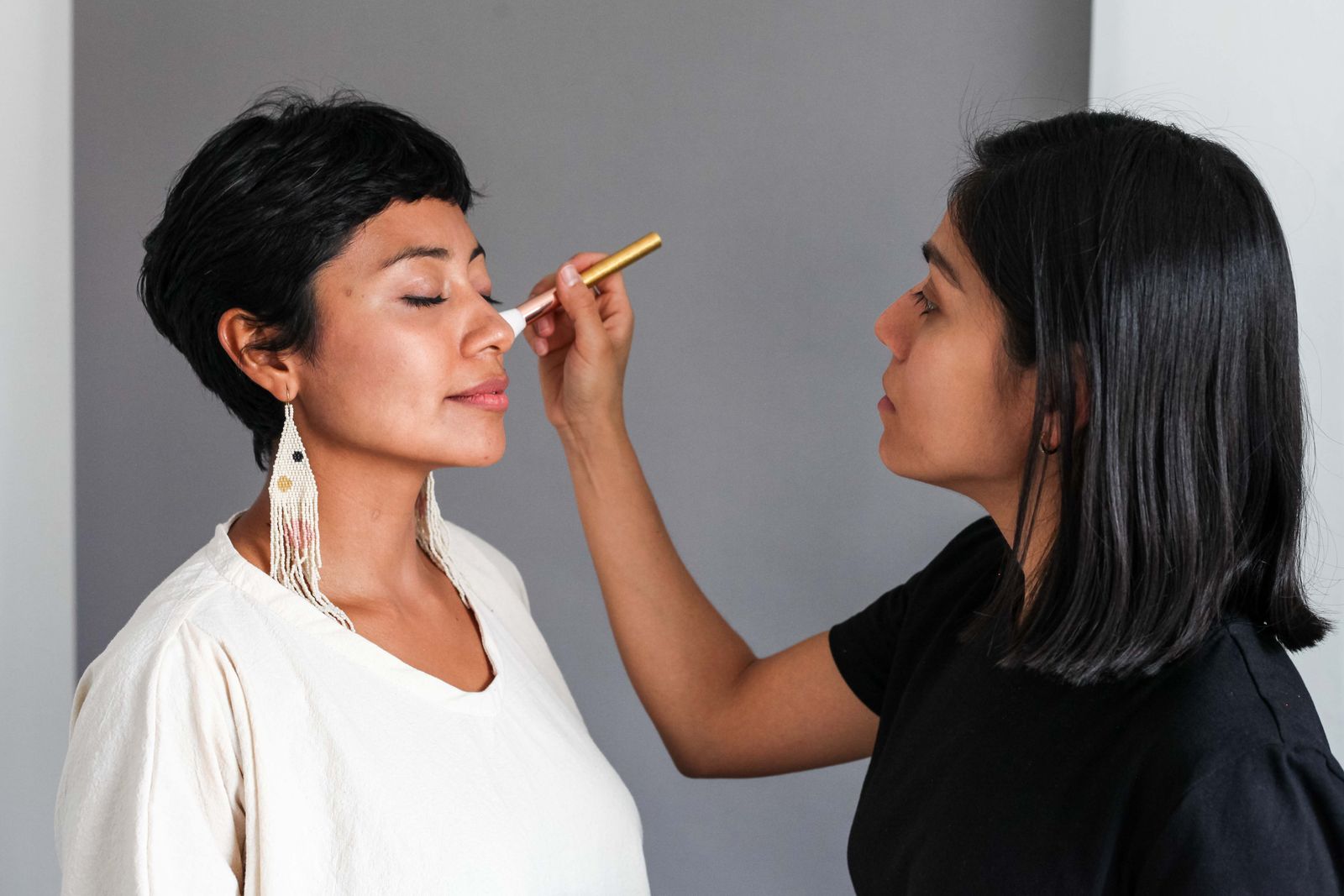 Glamby Feyi at work